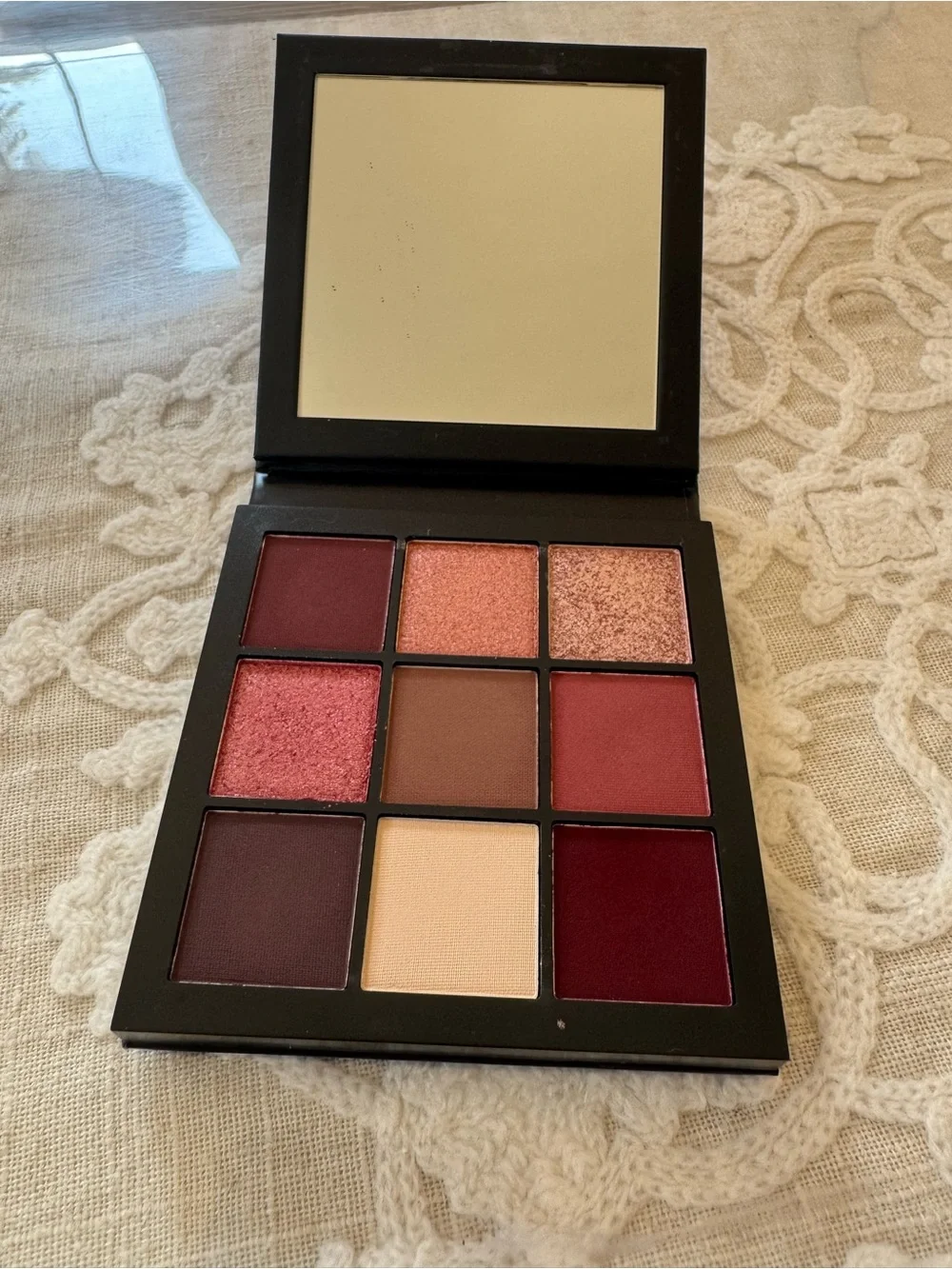 HUDA BEAUTY Mauve Obsessions Eyeshadow Palette - Mauve, Pink, Rose Gold